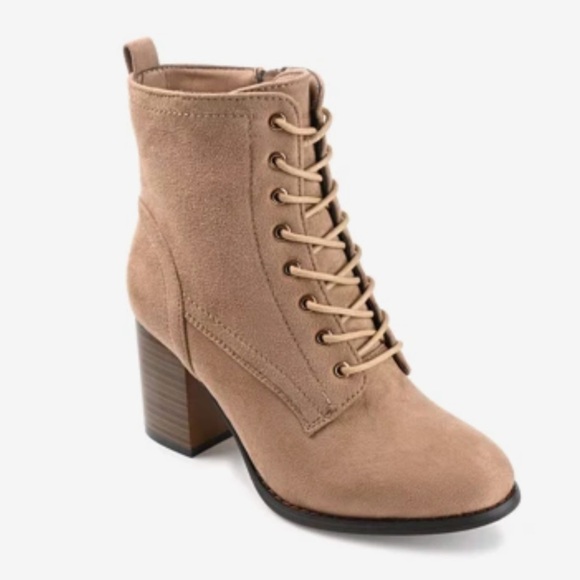 NIB Journee Collection “Baylor” taupe faux suede bootie, size 6.5 medium - Picture 6 of 13